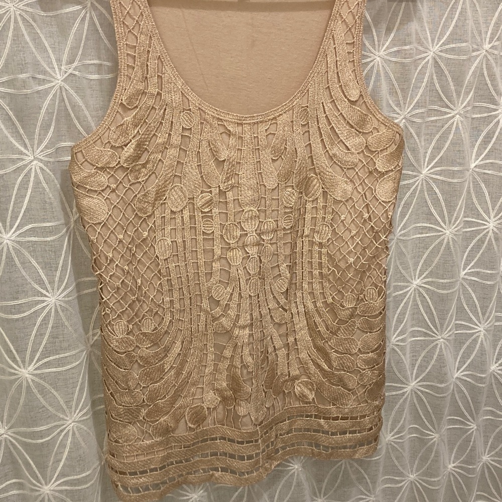Express Tank Top - Picture 2 of 9